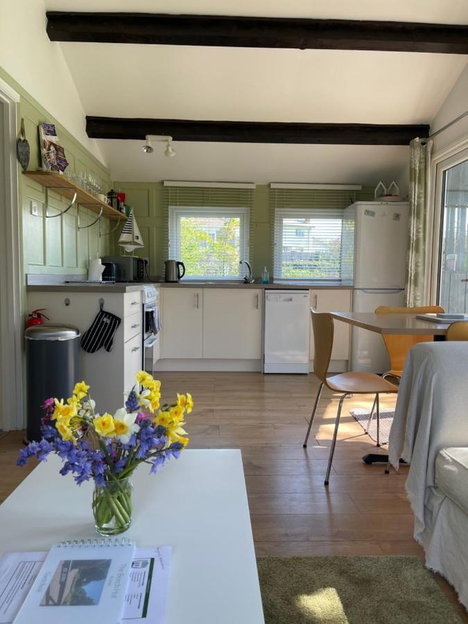 Beech Hut - A Streamside Family Escape Near Salcombe And Beaches South Milton Ngoại thất bức ảnh